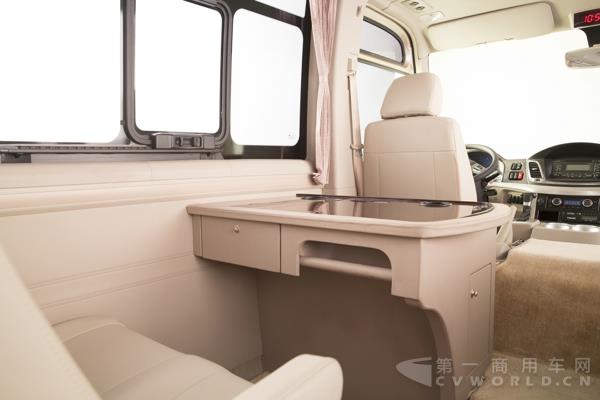 圖三.jpg 圖三.jpg