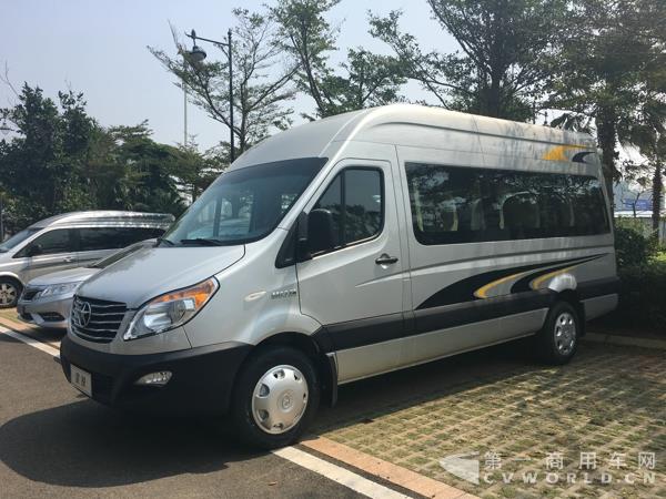 二代江淮星銳6系長軸車型，17座，搭載江淮2.7CTl 國五柴油發(fā)動機(jī)4.jpg