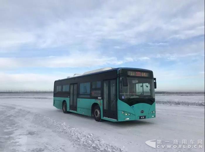 零下50℃！滿載續(xù)航200公里！比亞迪K8輕松征服海拉爾.jpg