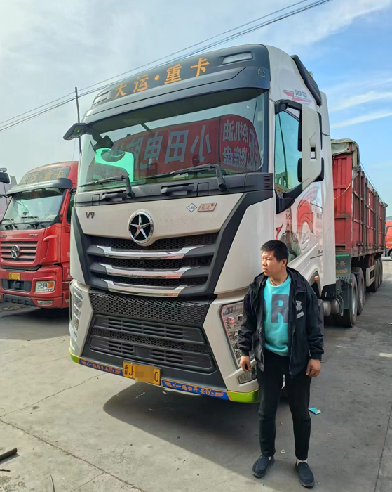 這位大運(yùn)重卡用戶為何能月入超4萬元？.png