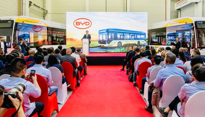 比亞迪匈牙利商用車工廠擴(kuò)建奠基，歐洲布局再加速3.jpg