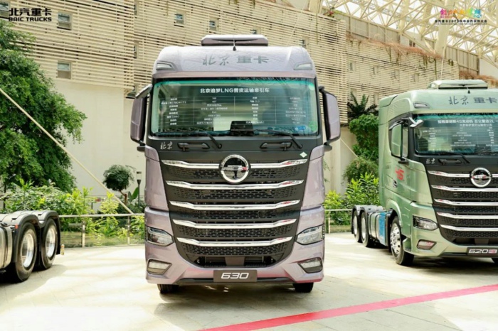 北汽重卡追夢630燃?xì)庵乜?jpg