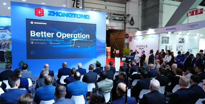 逐鹿歐洲競技場！中通H12E-Plus、N12D純電動客車隆重發(fā)布.jpg