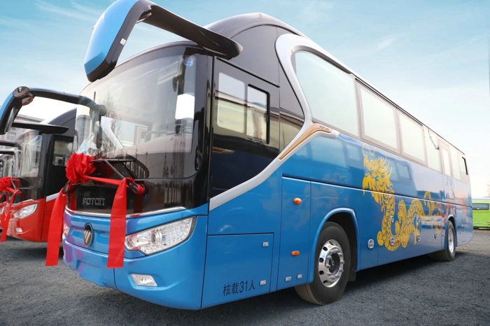 歐輝BJ6122批量交付北京龍水鳳港 定制化客車3.jpg