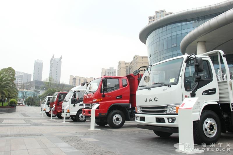 現(xiàn)場(chǎng)展車