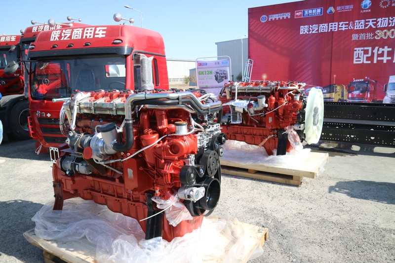 玉柴YCK13N天然氣發(fā)動機，其輸出功率為460馬力，最大扭矩為2100牛米，具有氣耗低、動力強、可靠性高的特點，是目前市場中最受歡迎的13L天然氣動力之一，廣受用戶好評。