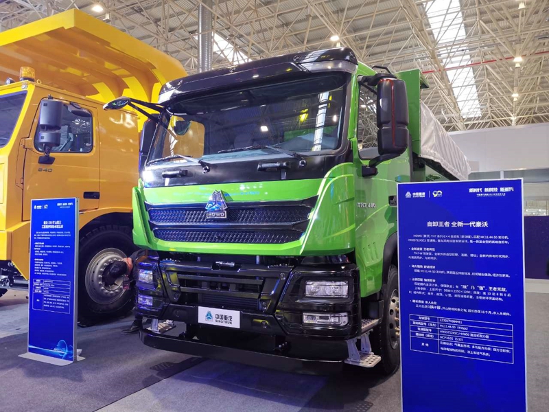 重汽豪沃TH7 6×4自卸車（豪華版），重汽MC11 國五發(fā)動(dòng)機(jī)