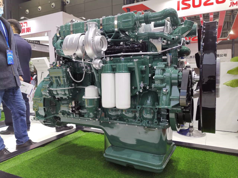 解放動力CA6SM4-51E61N燃?xì)鈾C